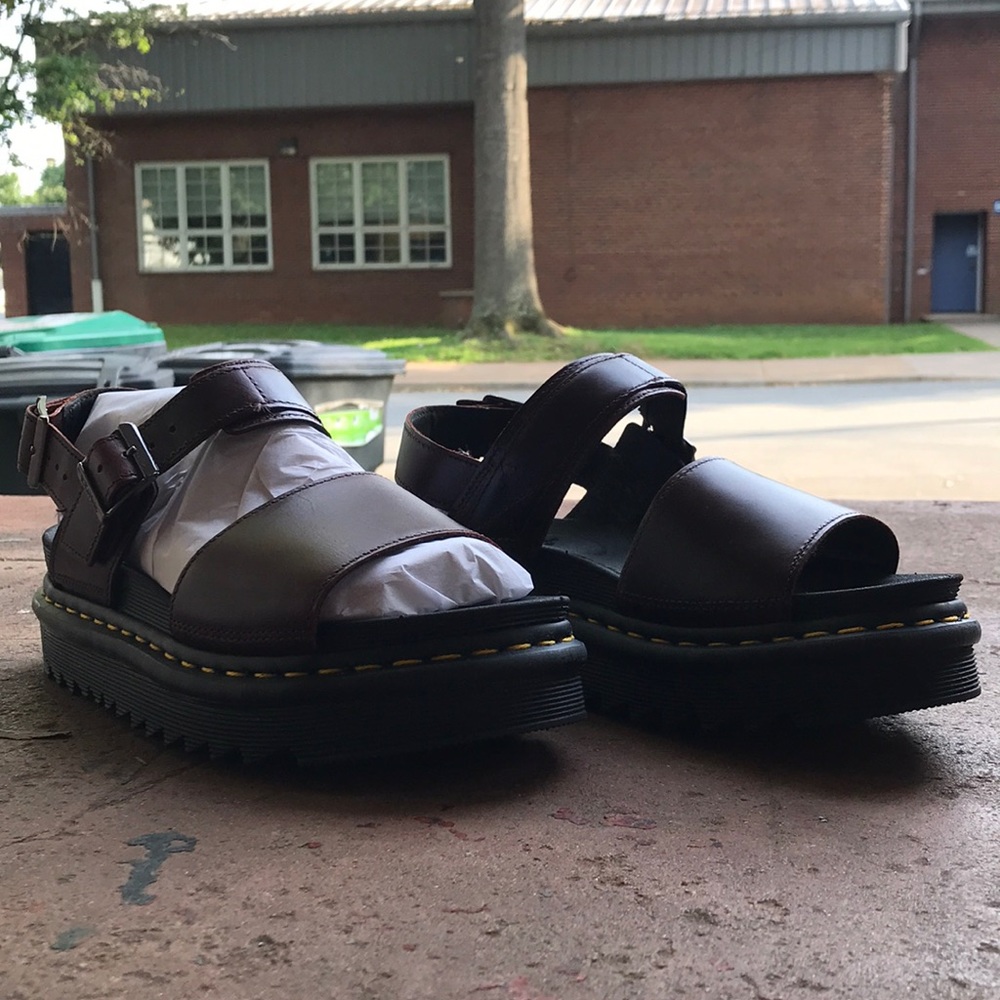 BRAND NEW VOSS SANDALS DR MARTENS